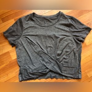 Lululemon Silverescent Crescent T-Shirt sz4